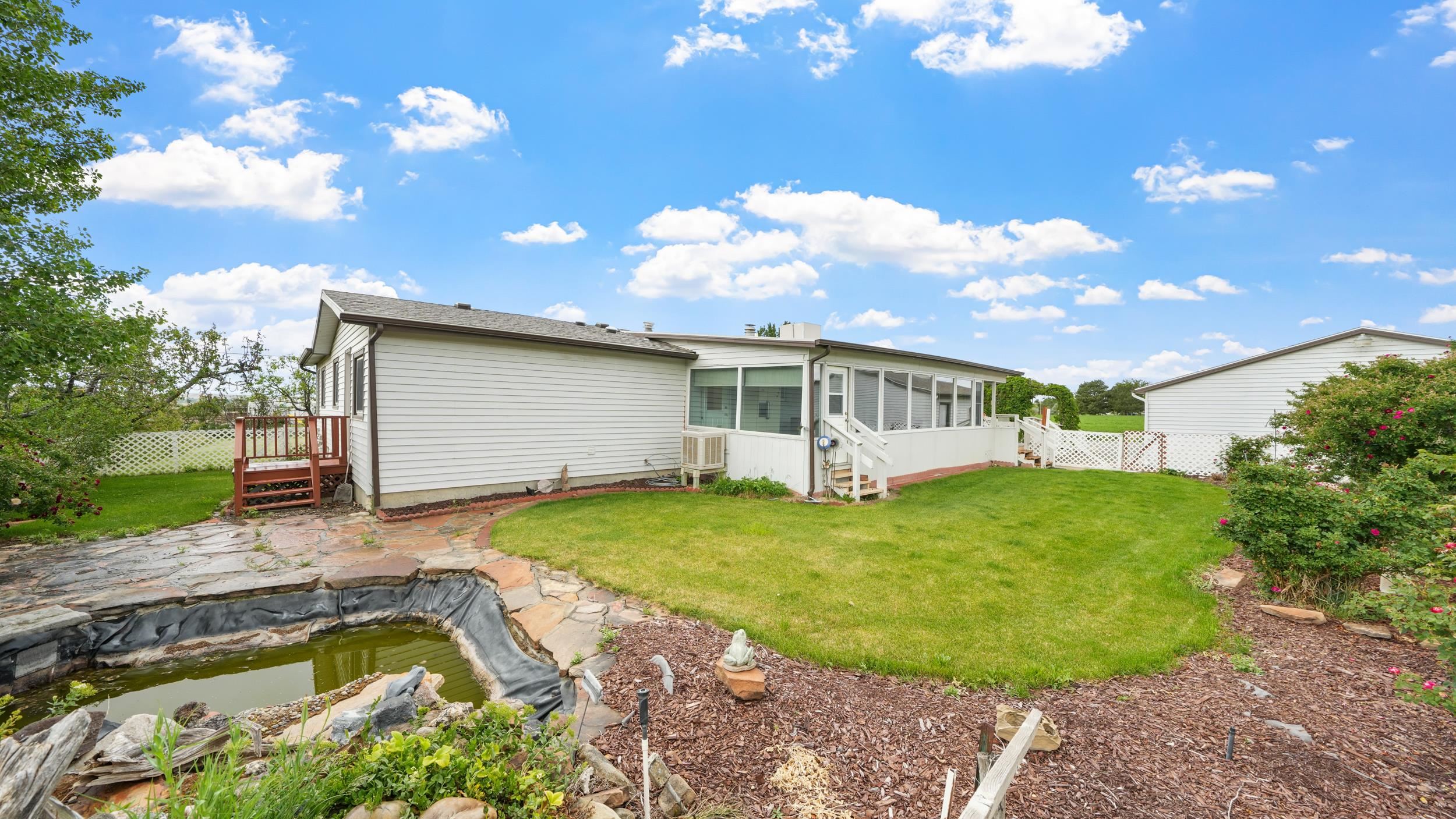 3402 G Road