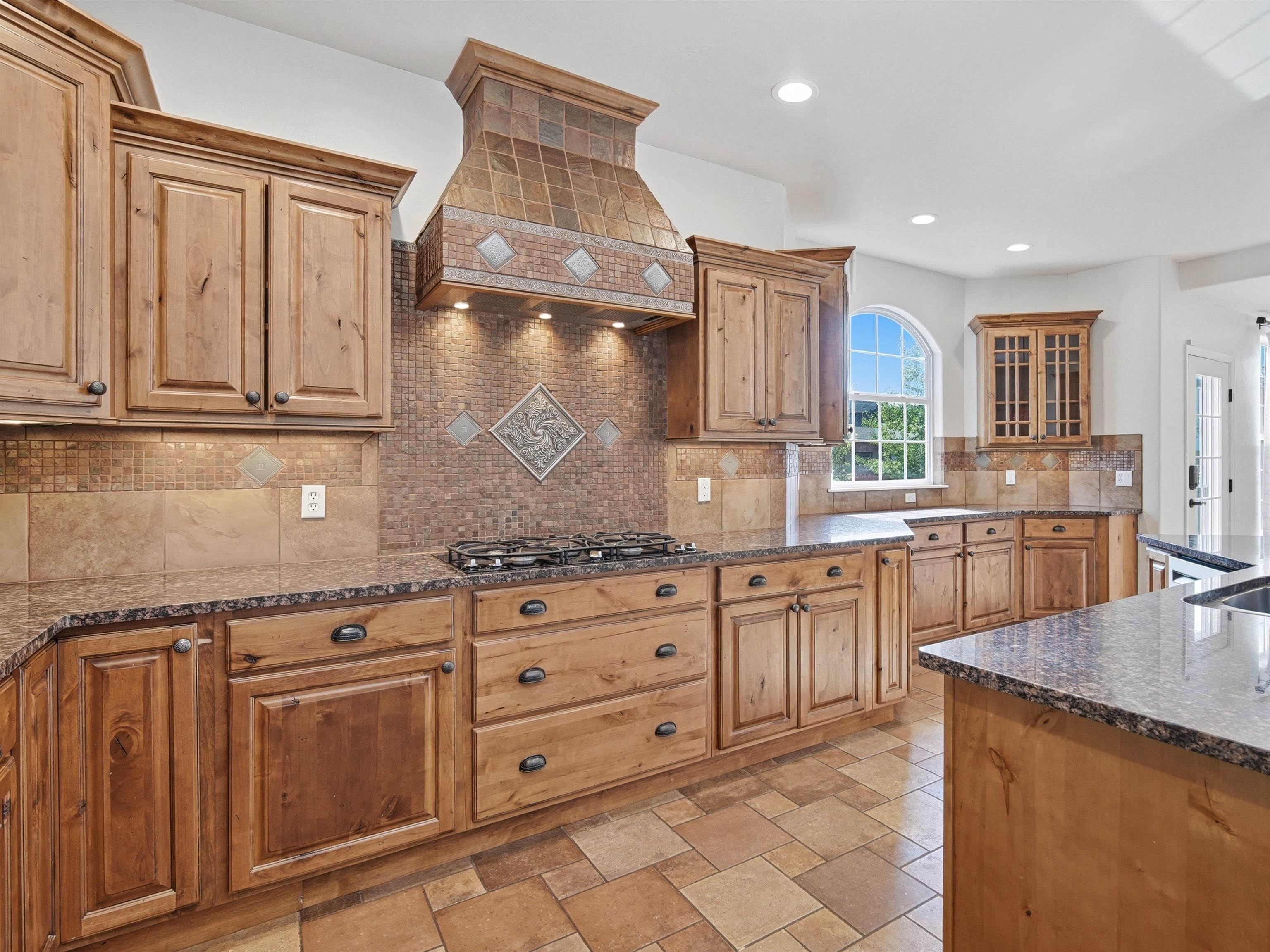 714 Foxwood Court