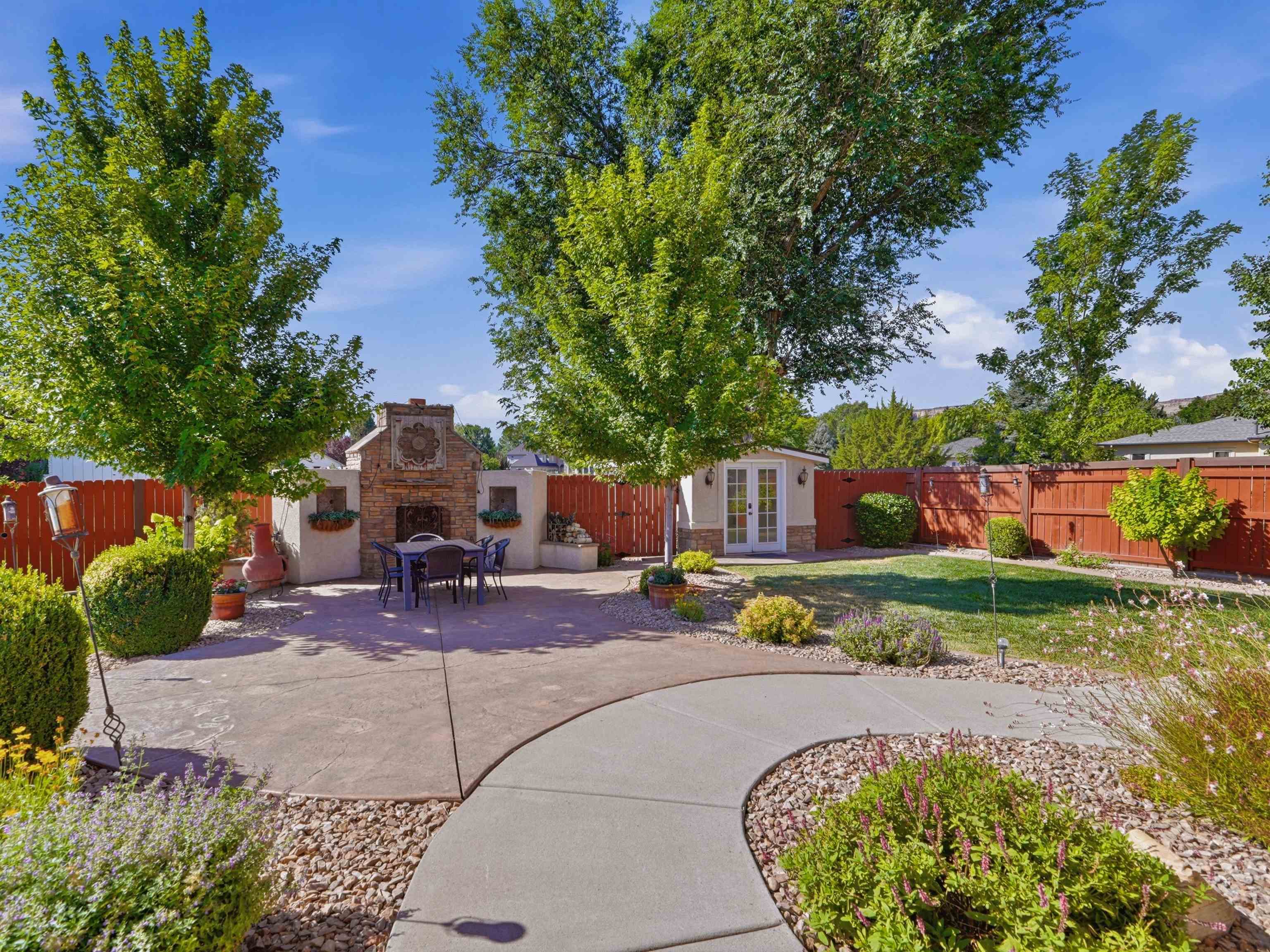 714 Foxwood Court