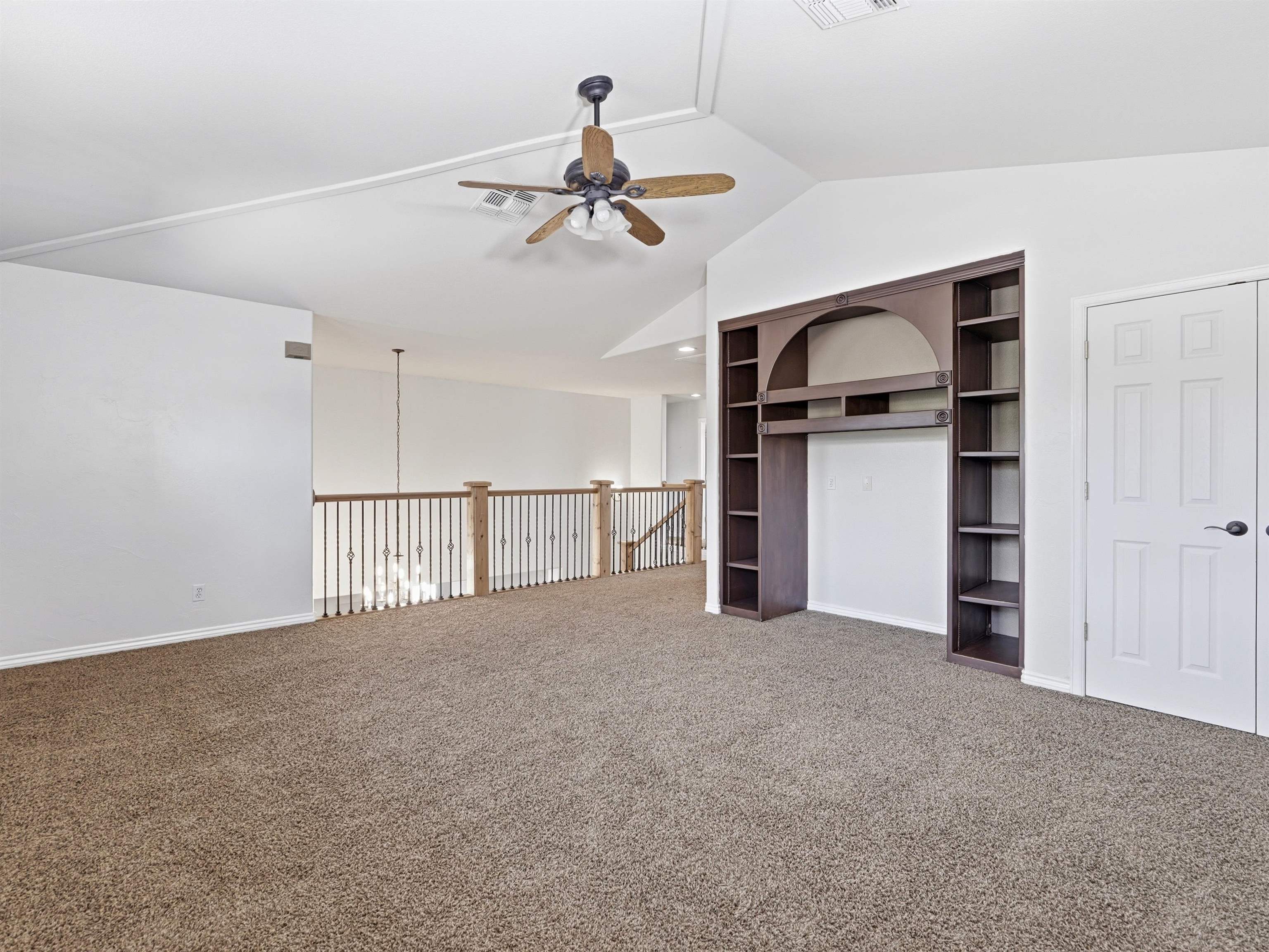 714 Foxwood Court