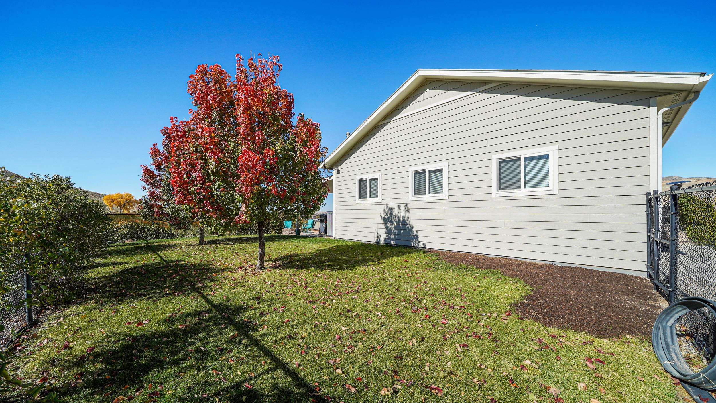 3707 F Road