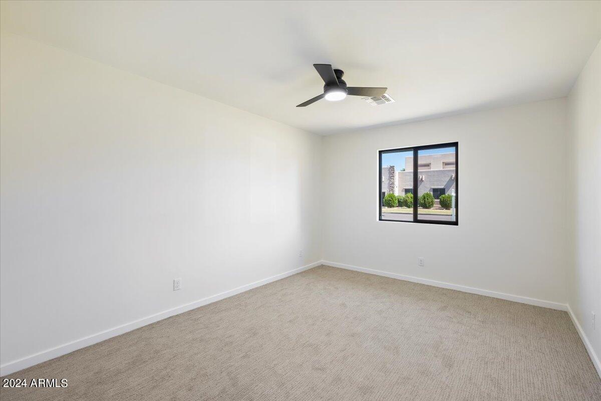 1001 W LAS PALMARITAS Drive