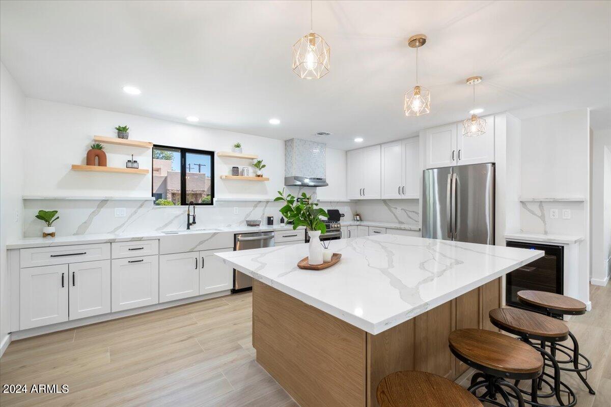 1001 W LAS PALMARITAS Drive