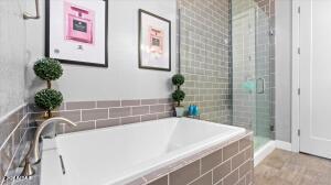 6565 E THOMAS Road, 1033