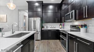 6565 E THOMAS Road, 1033