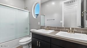 6565 E THOMAS Road, 1033