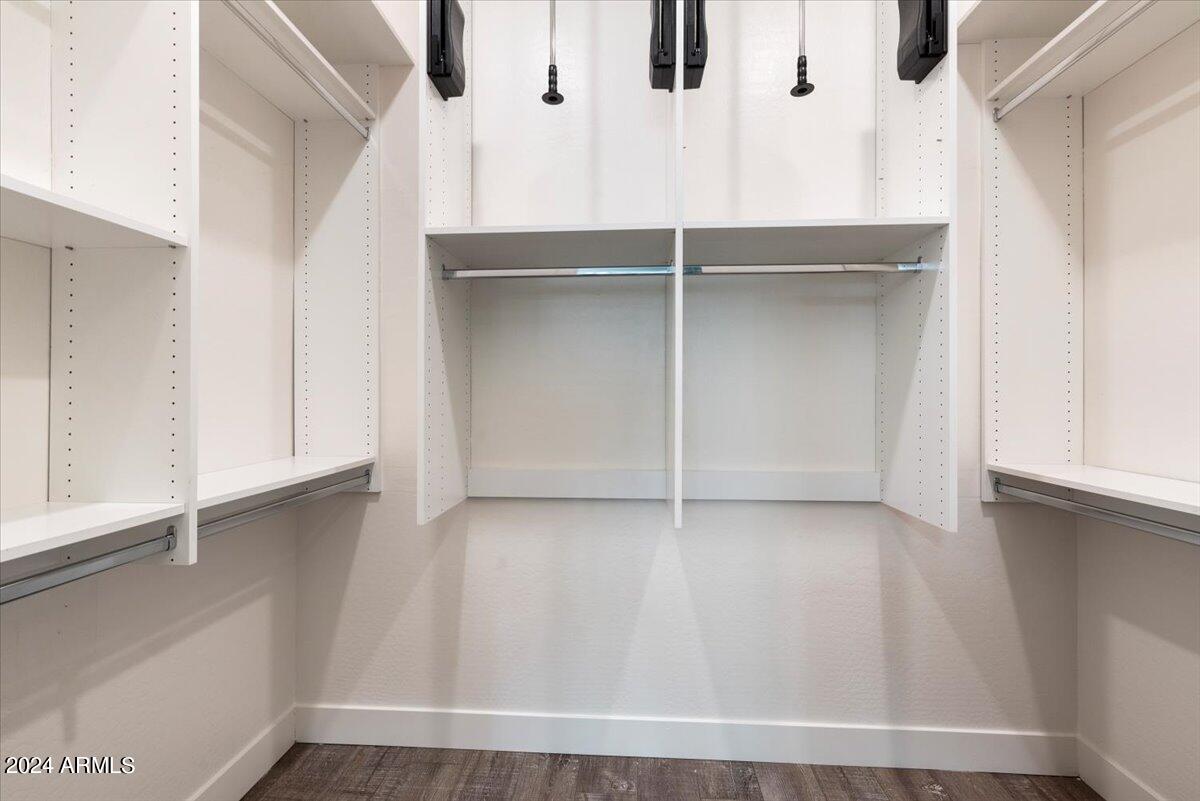 6565 E THOMAS Road, 1033