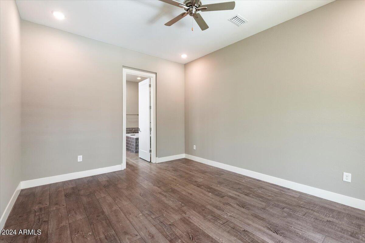 6565 E THOMAS Road, 1033