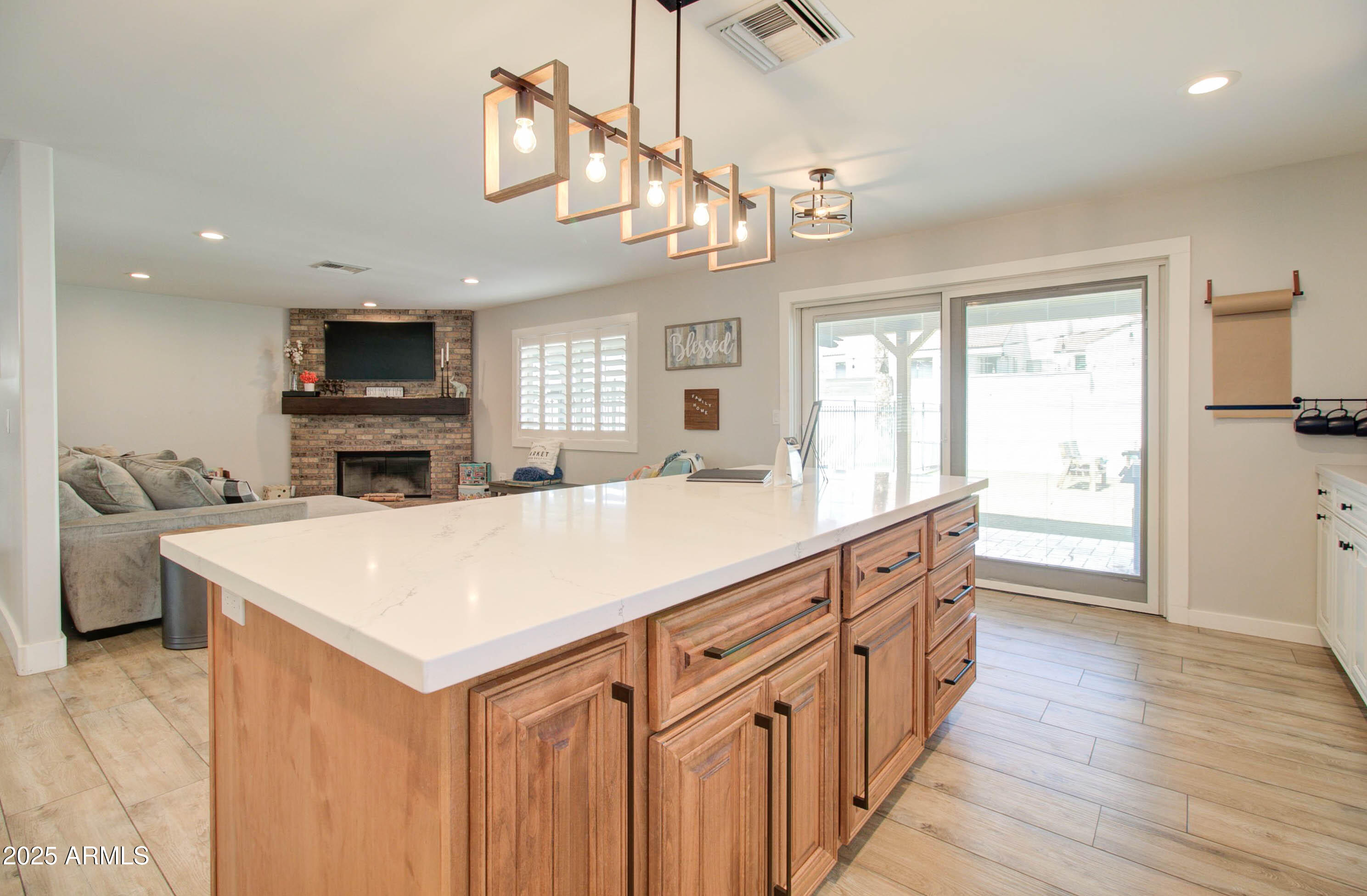 3522 S KACHINA Drive