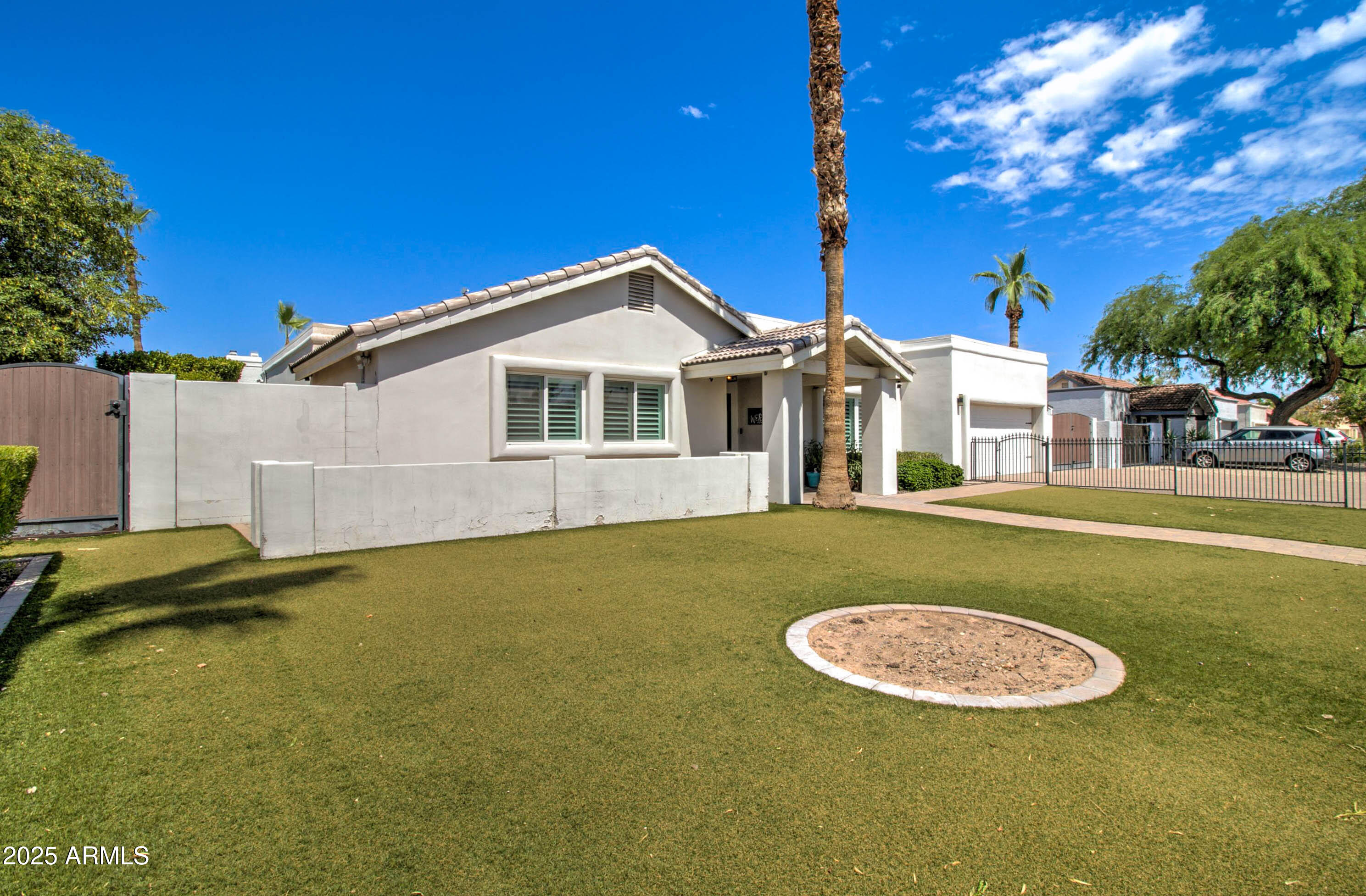 3522 S KACHINA Drive