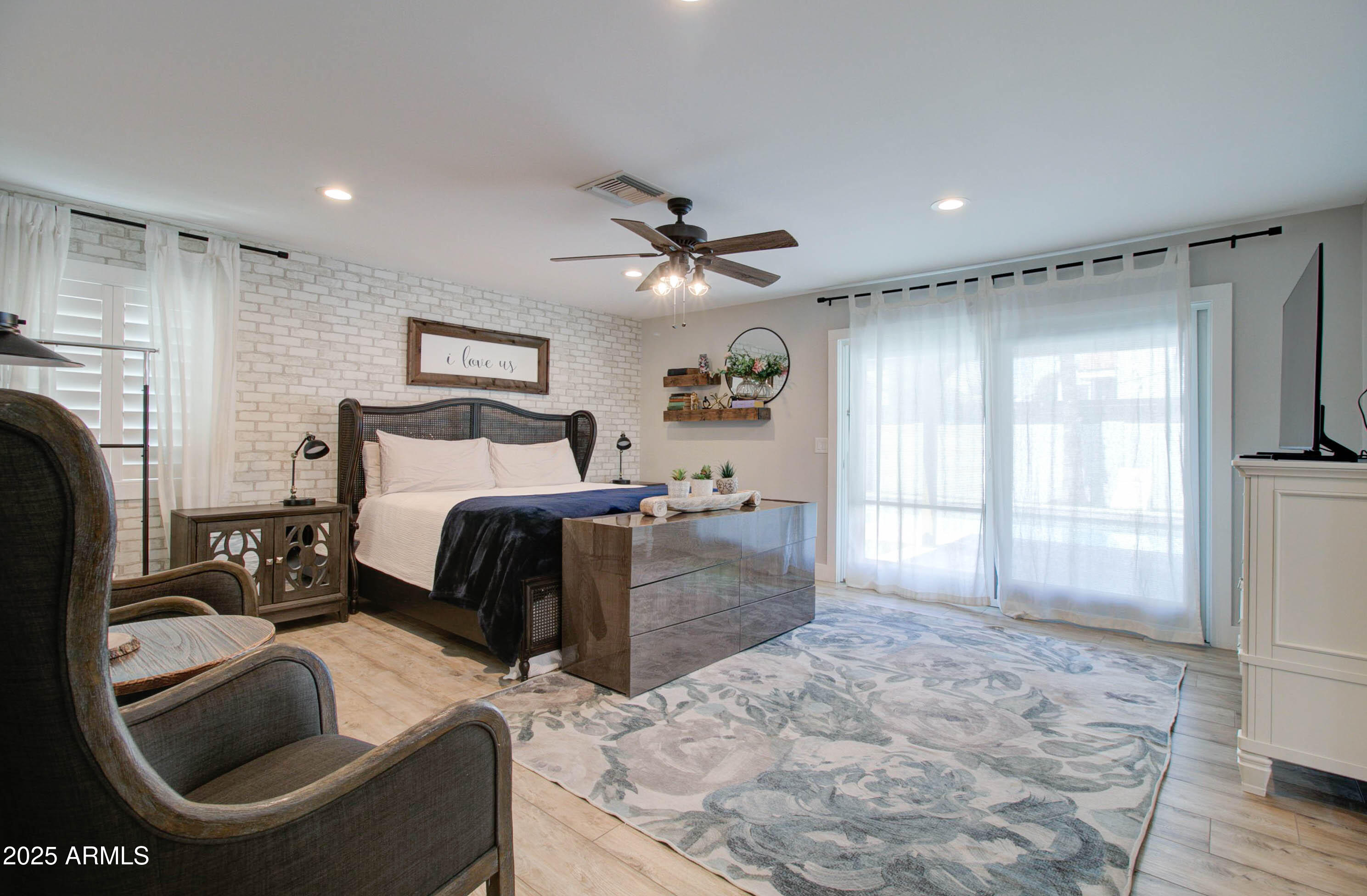 3522 S KACHINA Drive