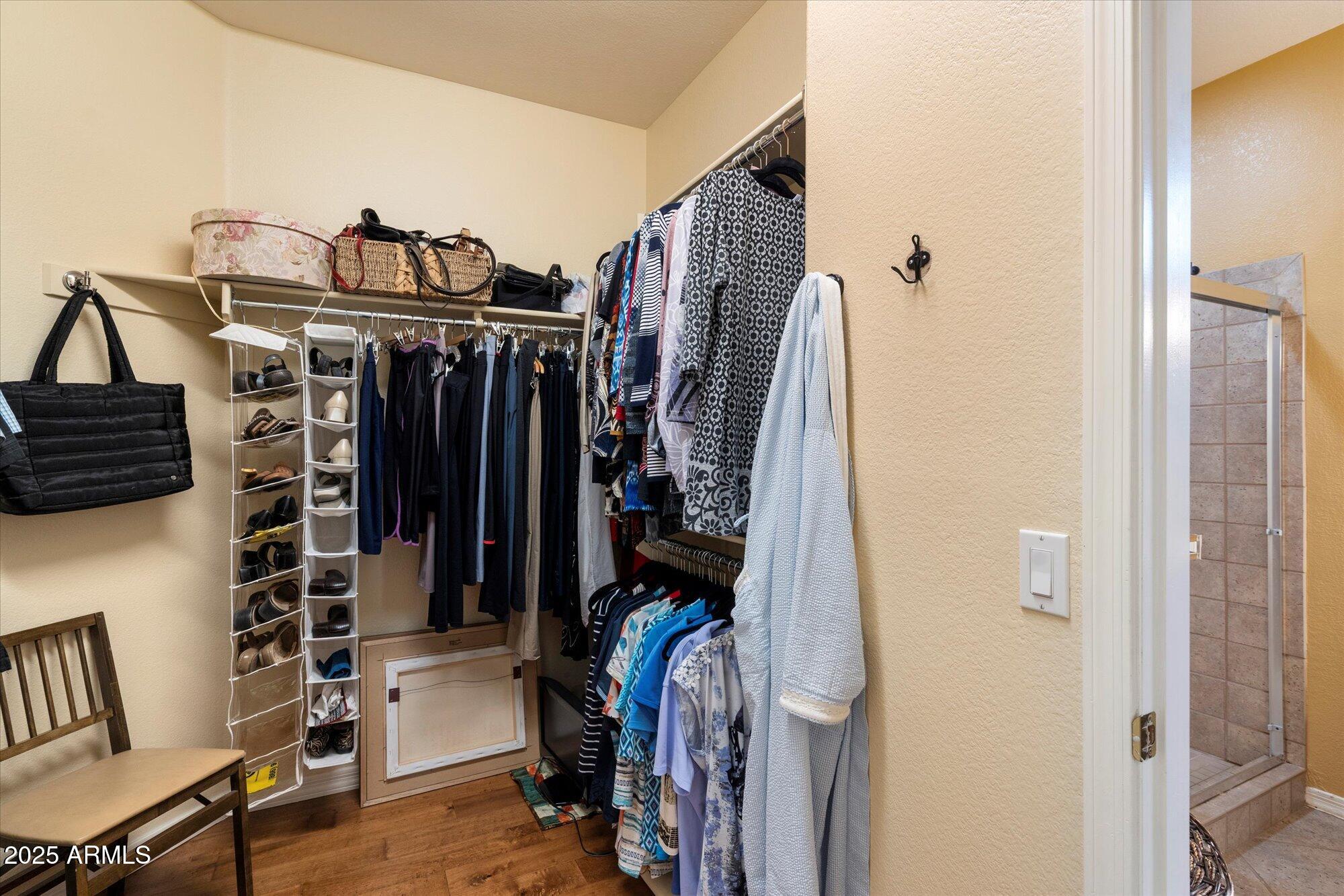 3511 E FIRESTONE Drive