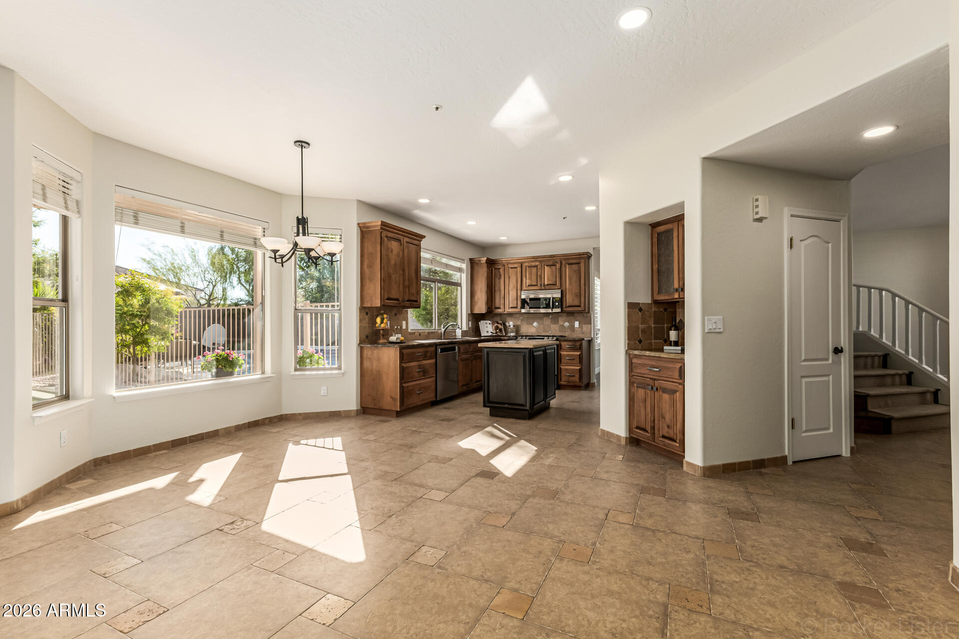 9719 E PINE VALLEY Road