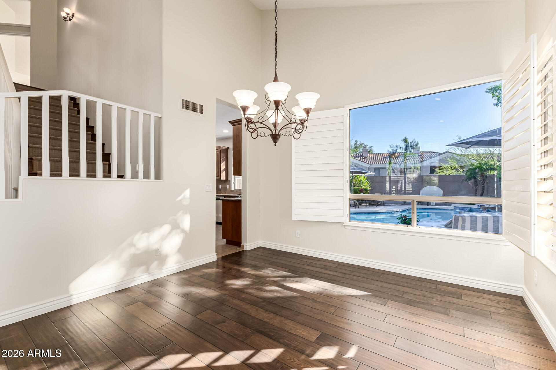 9719 E PINE VALLEY Road