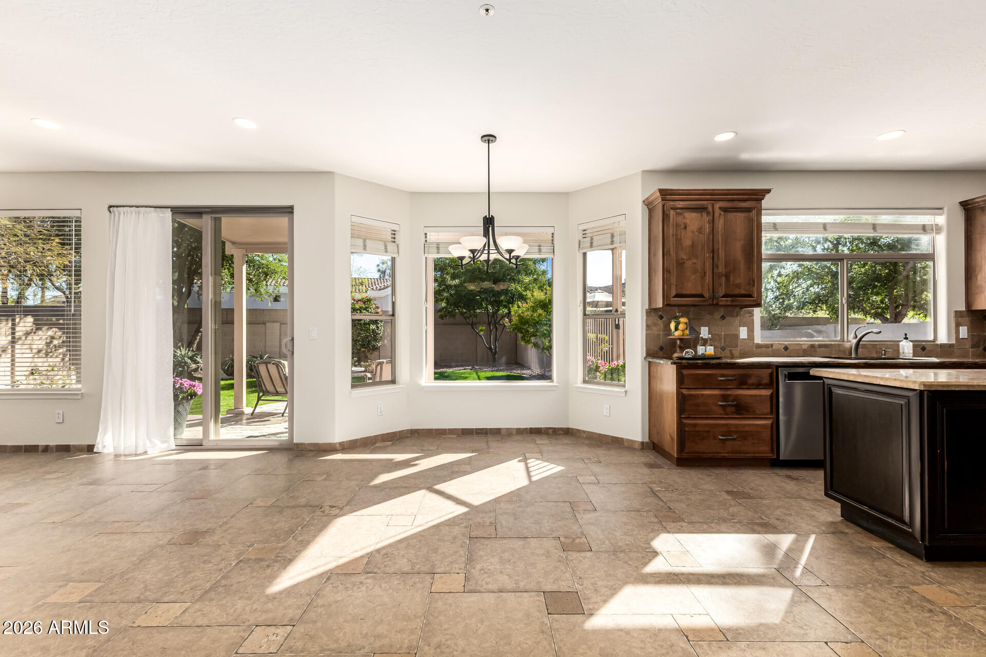 9719 E PINE VALLEY Road