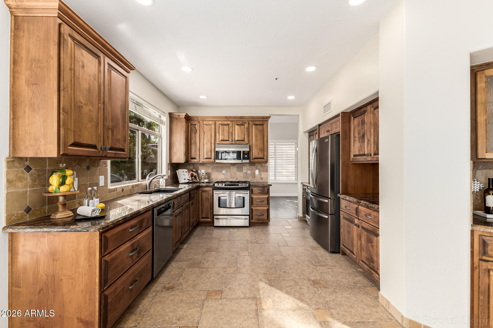 9719 E PINE VALLEY Road