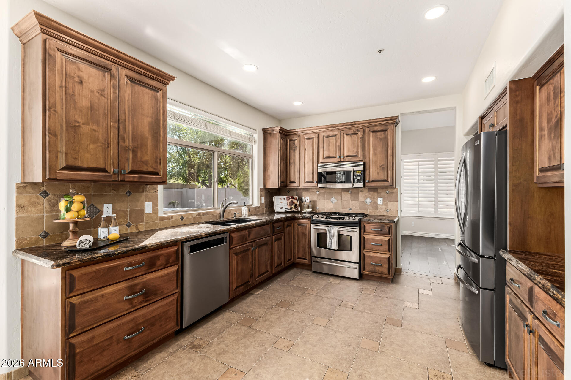 9719 E PINE VALLEY Road