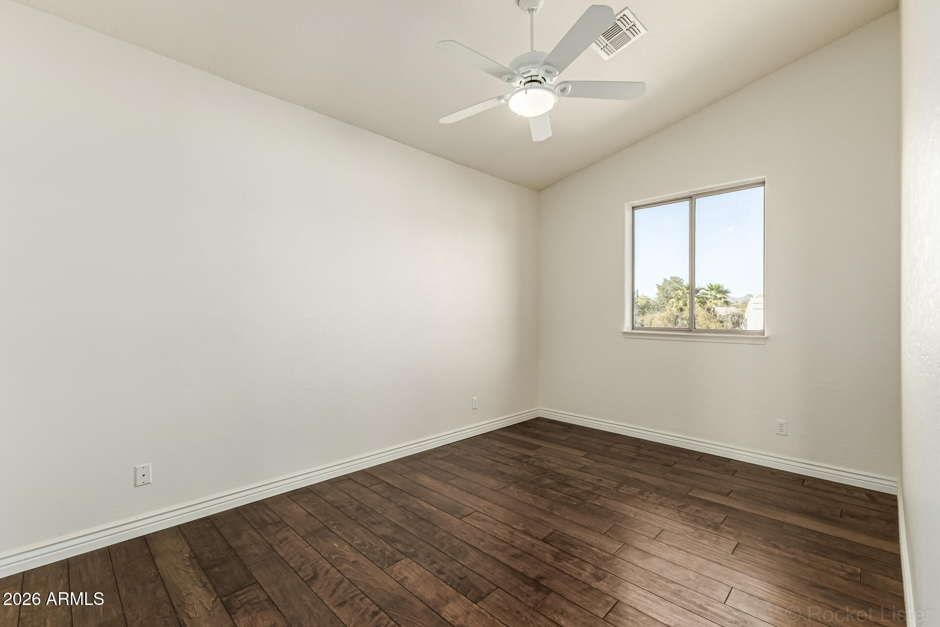 9719 E PINE VALLEY Road