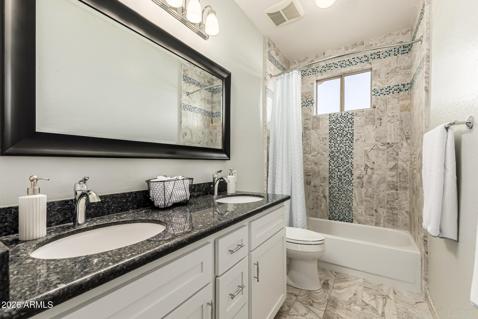 9719 E PINE VALLEY Road