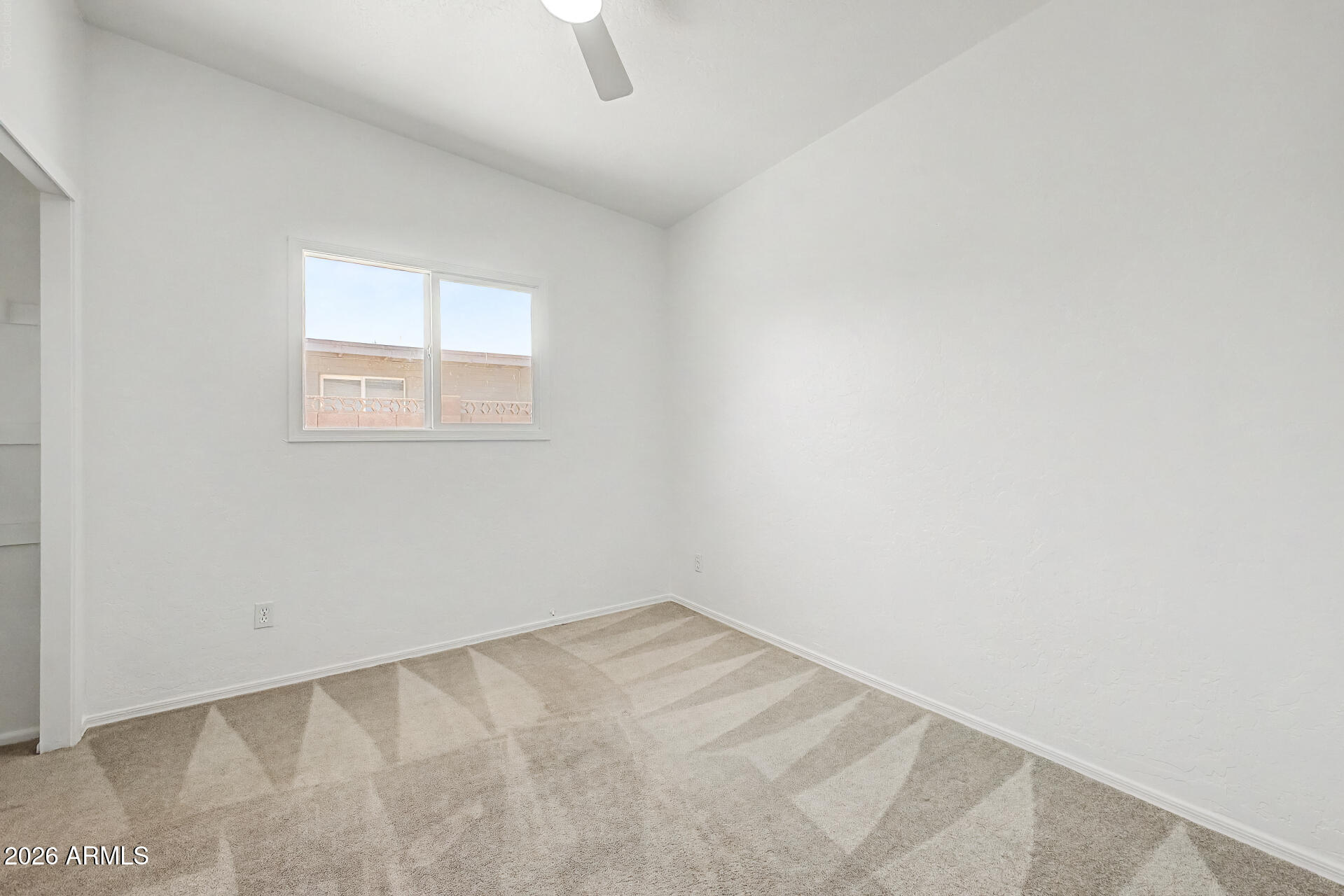 3601 E Laurel Lane