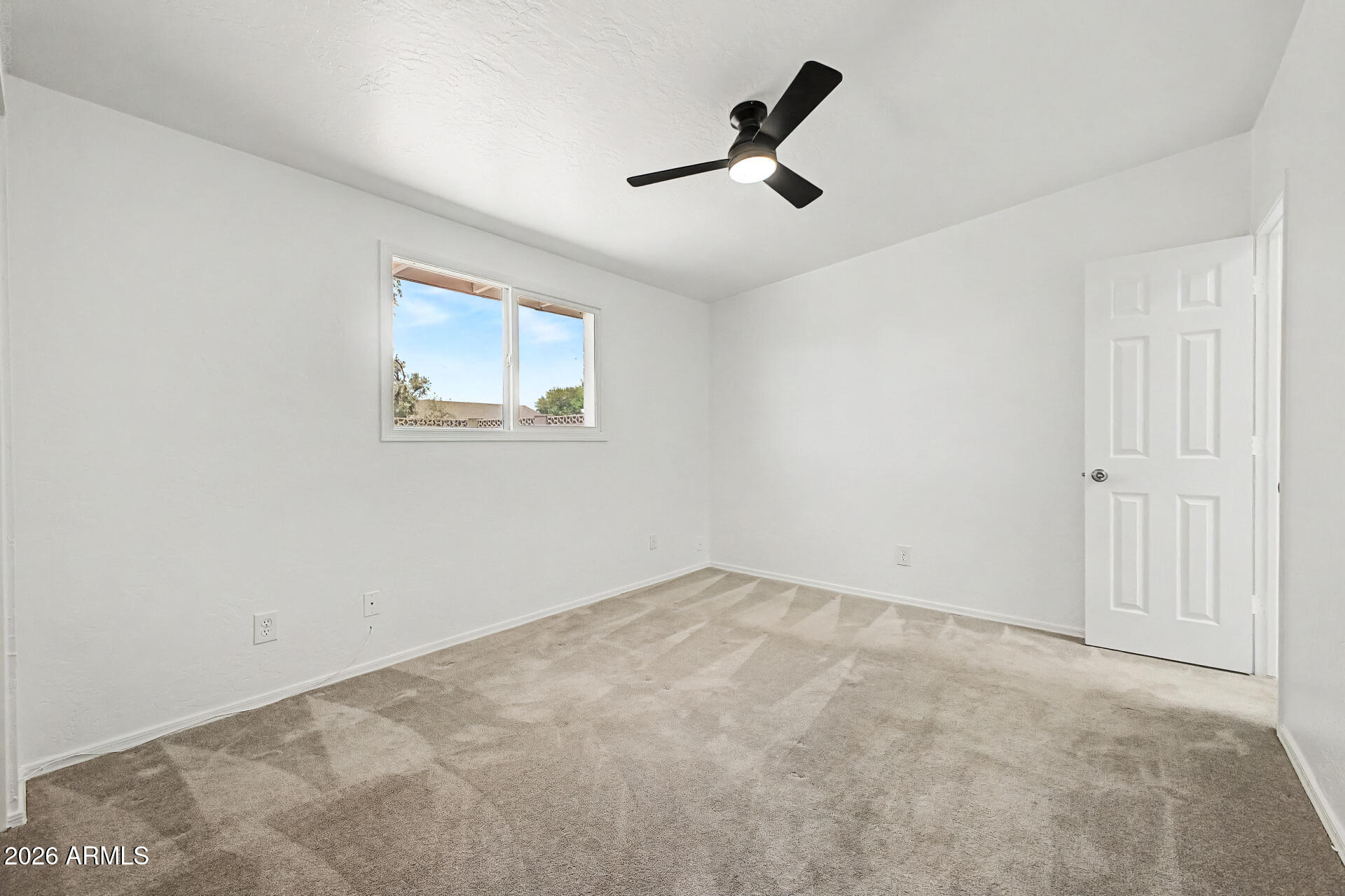 3601 E Laurel Lane