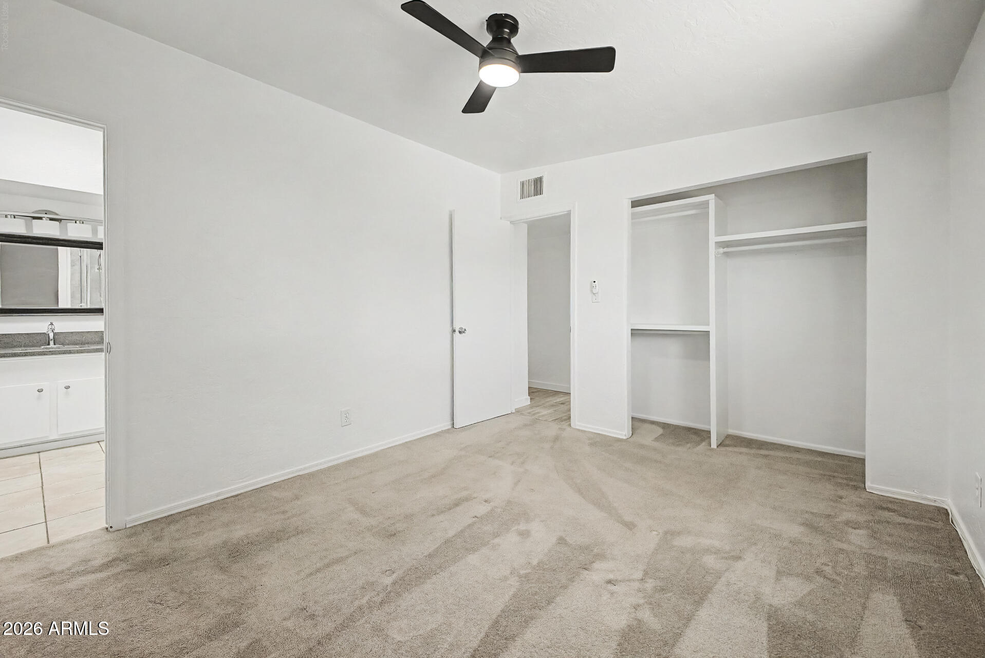 3601 E Laurel Lane
