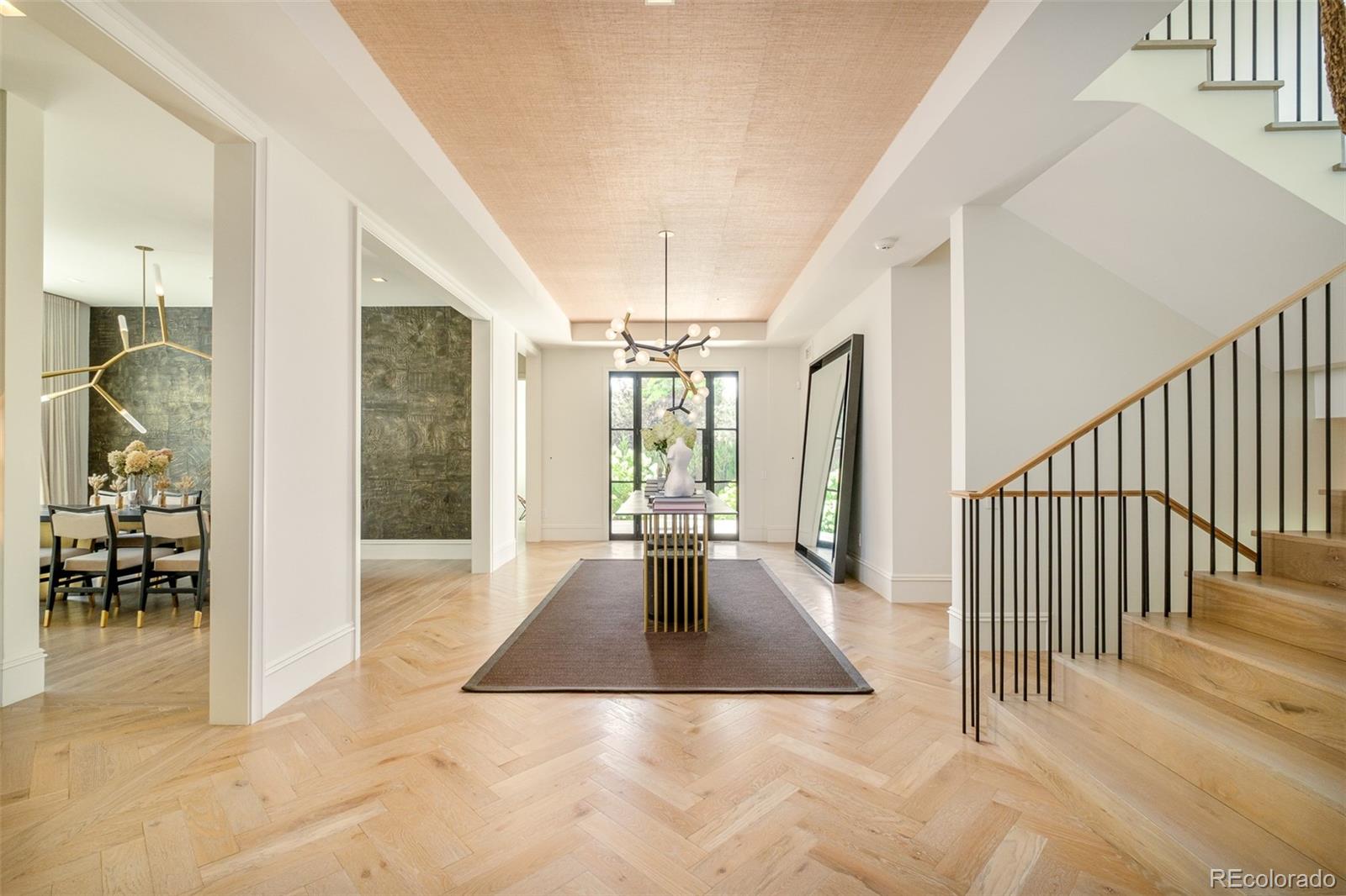 200 S Forest Street