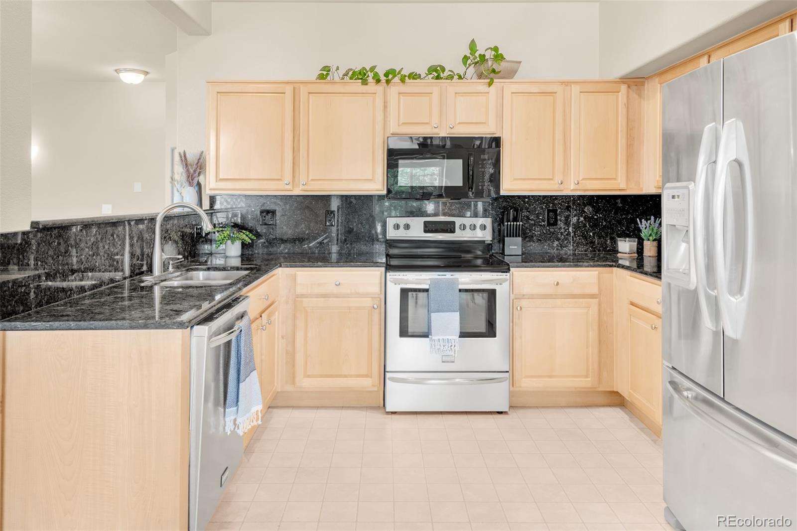1540 S Florence Way Unit: 520