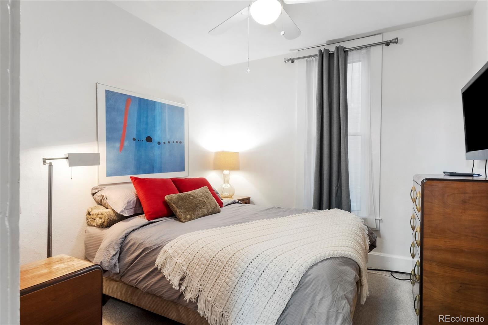 34 W Maple Avenue