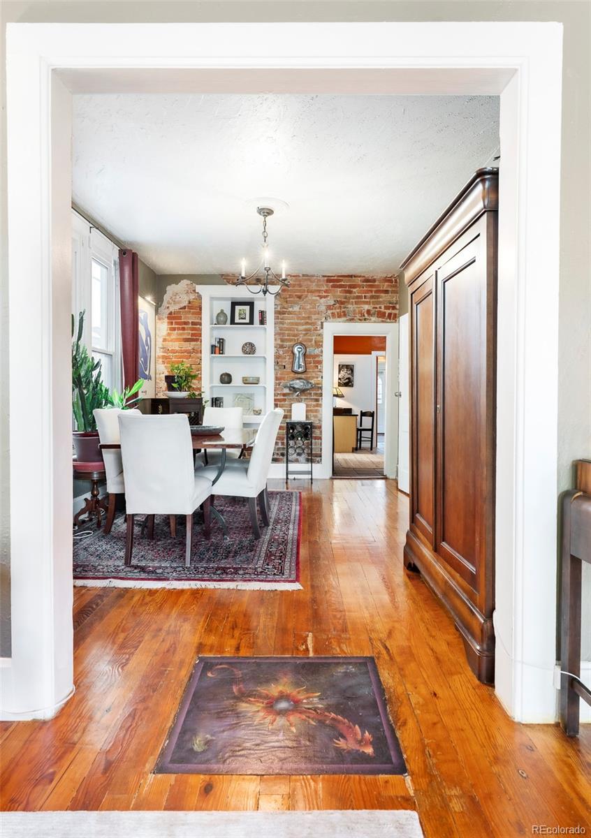 34 W Maple Avenue