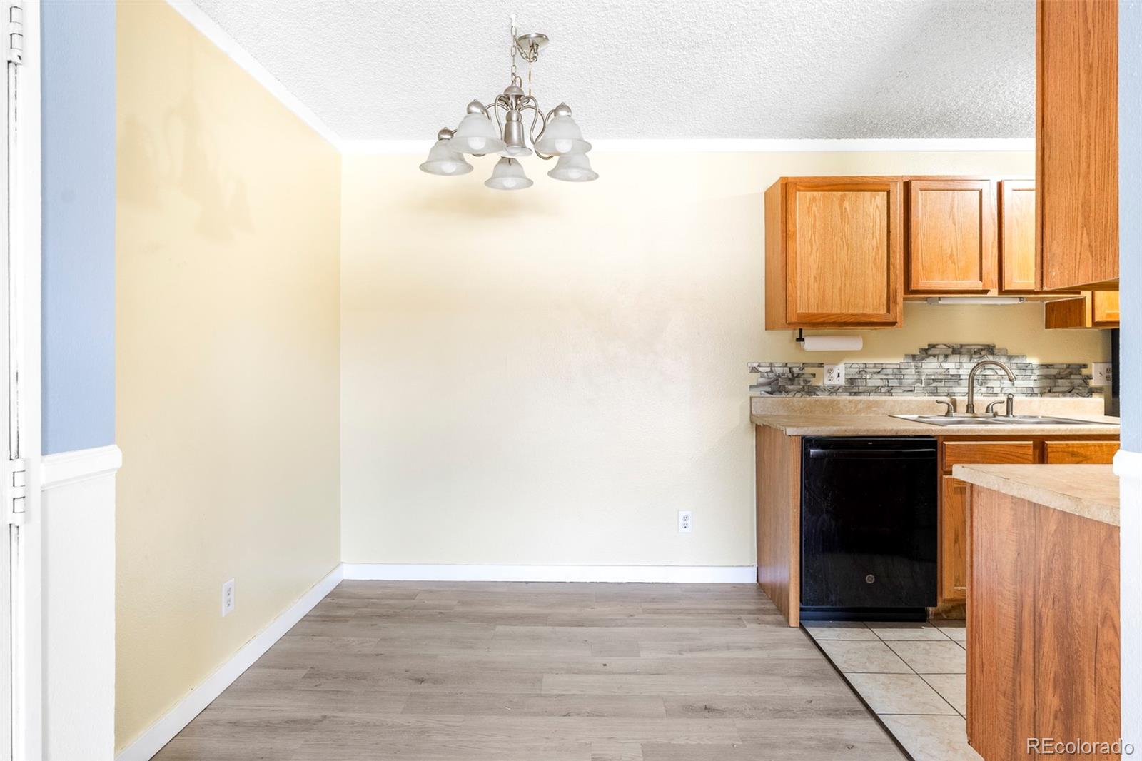 10211 Ura Lane Unit: 6-307