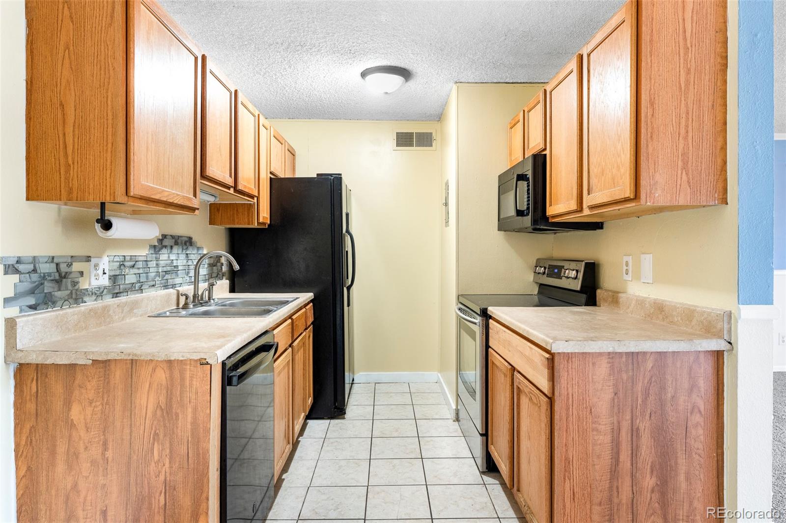 10211 Ura Lane Unit: 6-307