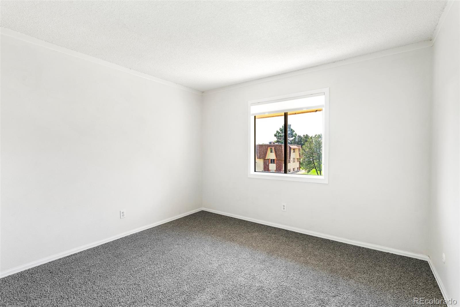 10211 Ura Lane Unit: 6-307