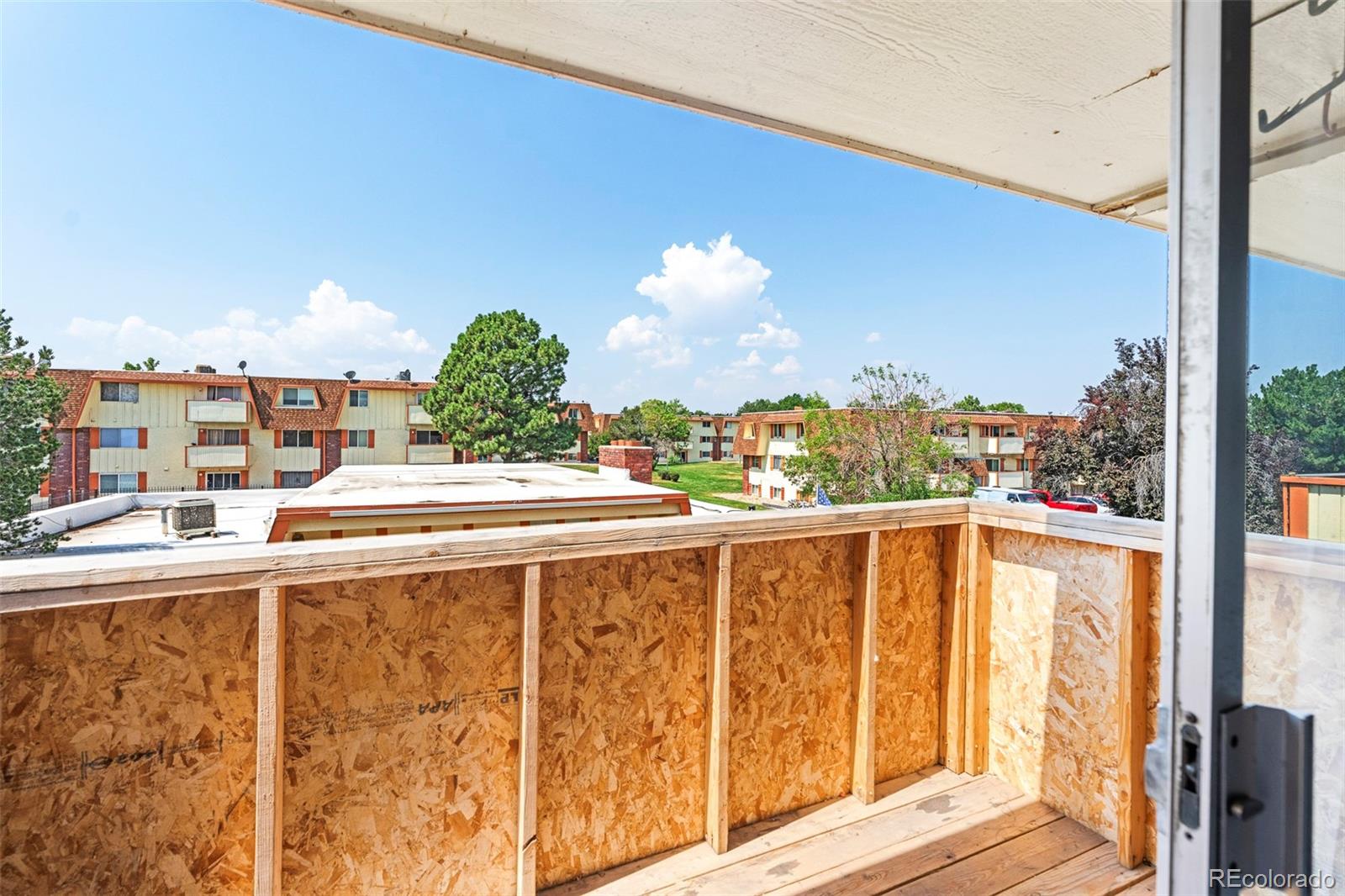 10211 Ura Lane Unit: 6-307