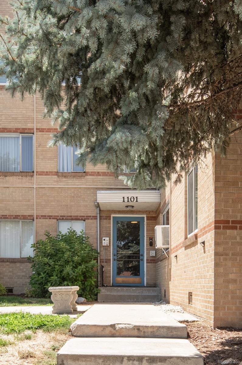 1101 Bellaire Street Unit: 204