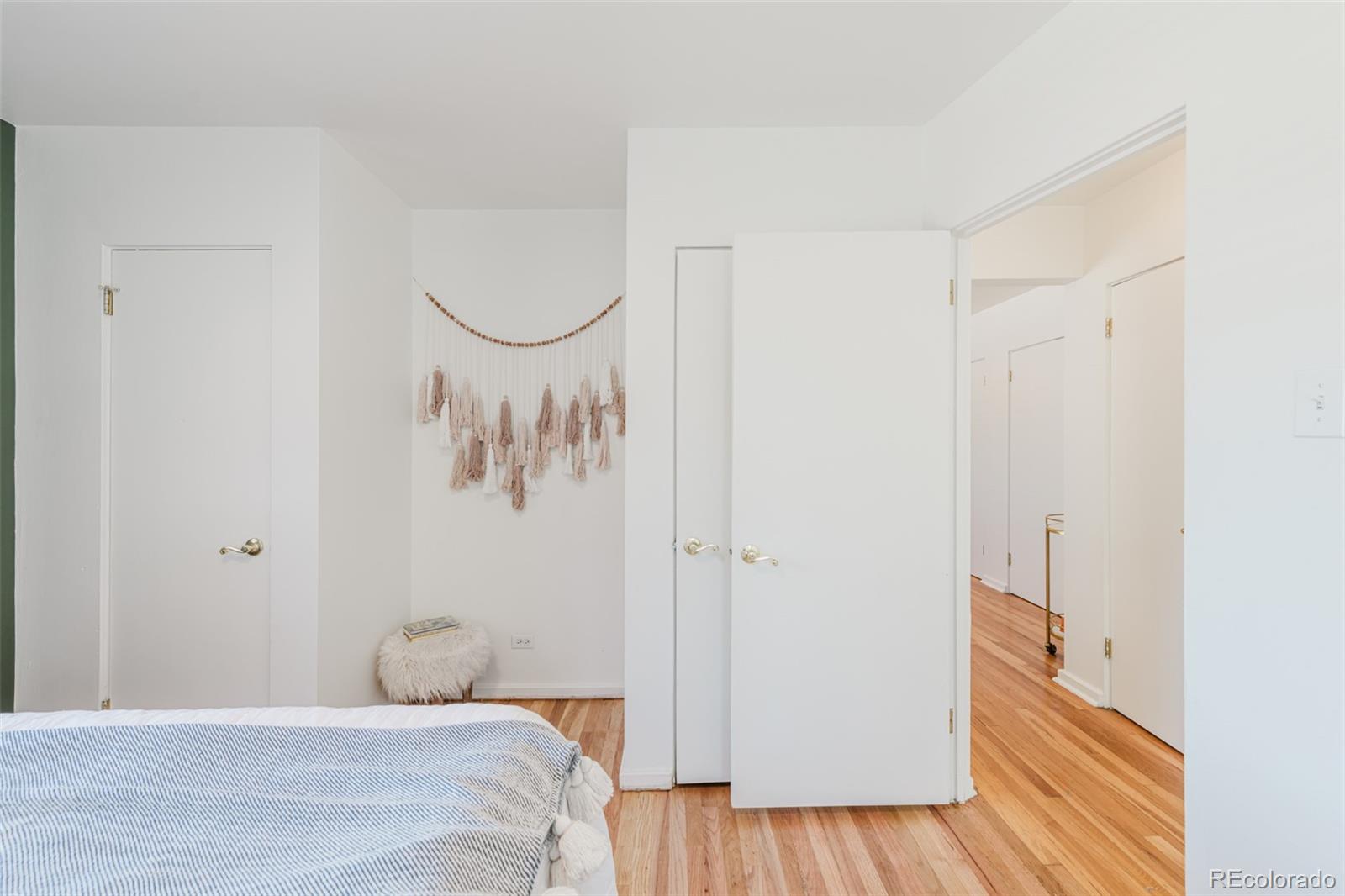 1101 Bellaire Street Unit: 204
