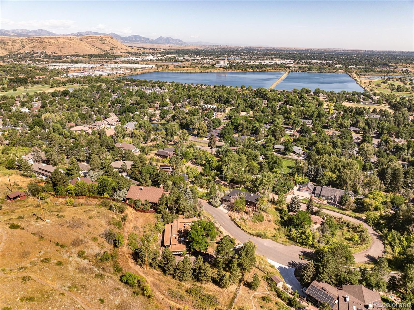 14596 Foothill Road