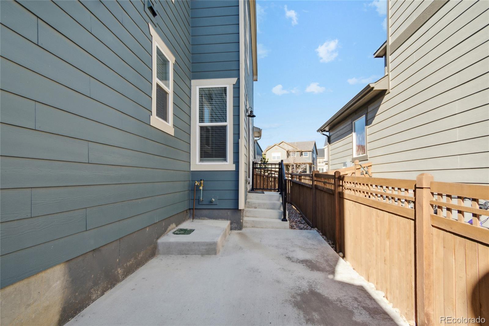 8220 S Trails Edge Way