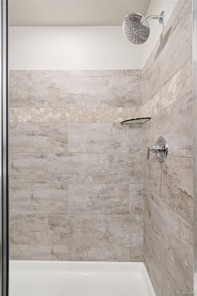 8220 S Trails Edge Way