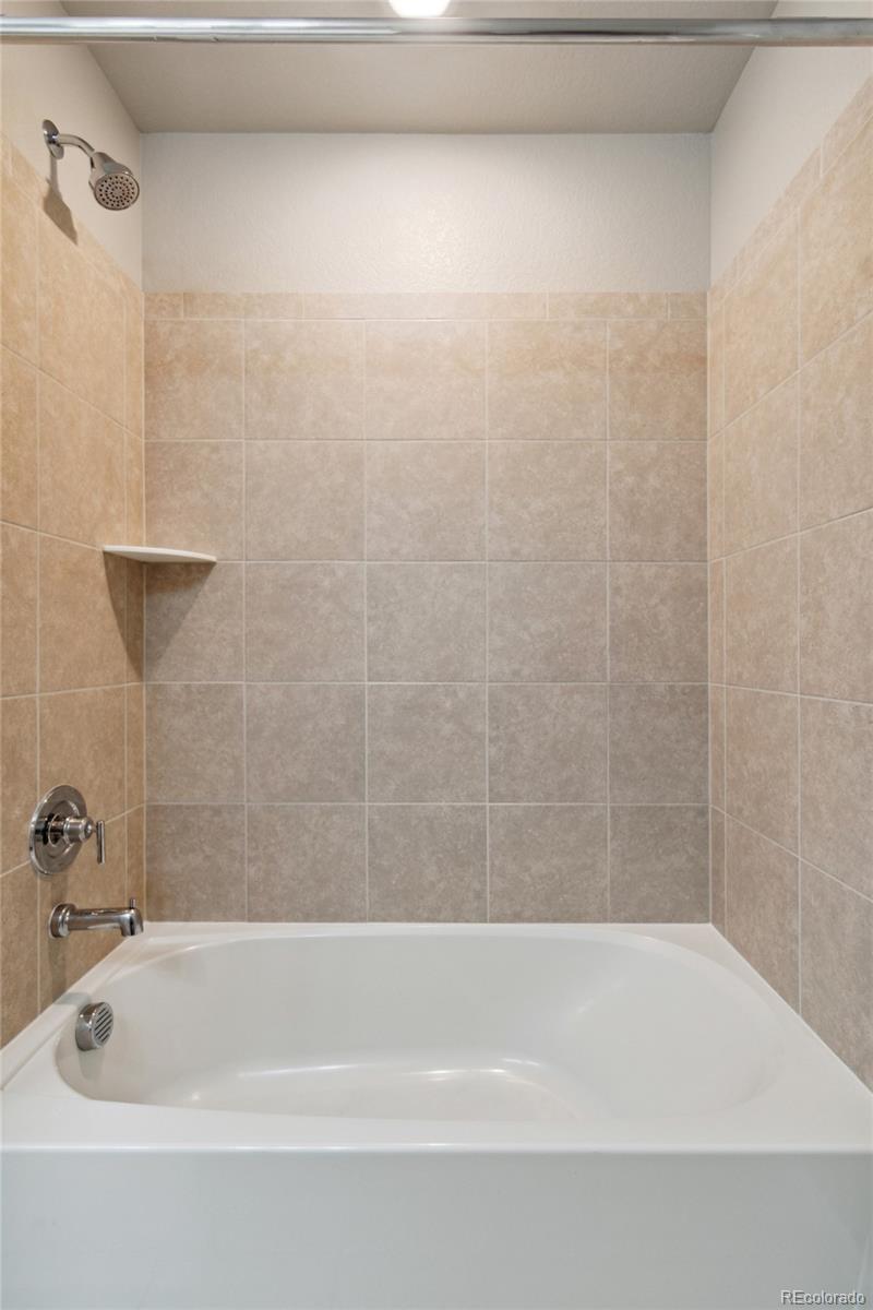 8220 S Trails Edge Way
