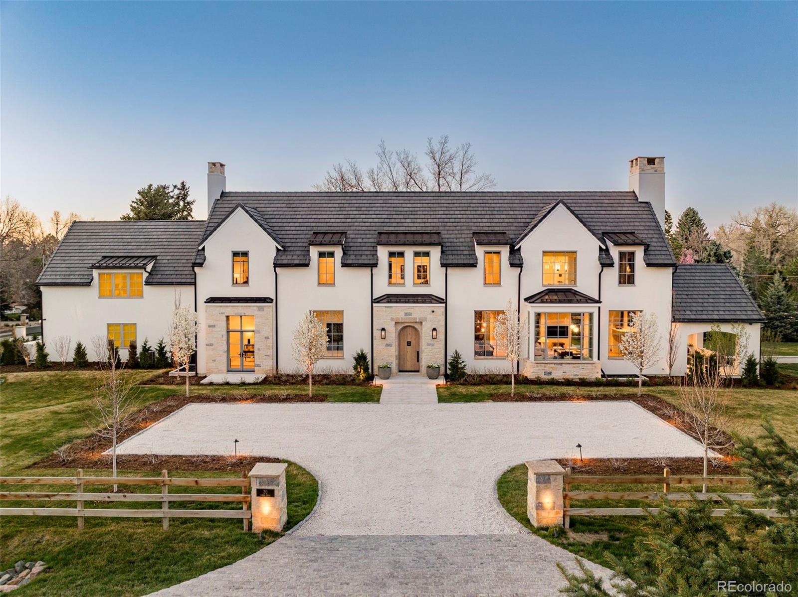 20 Viking Drive