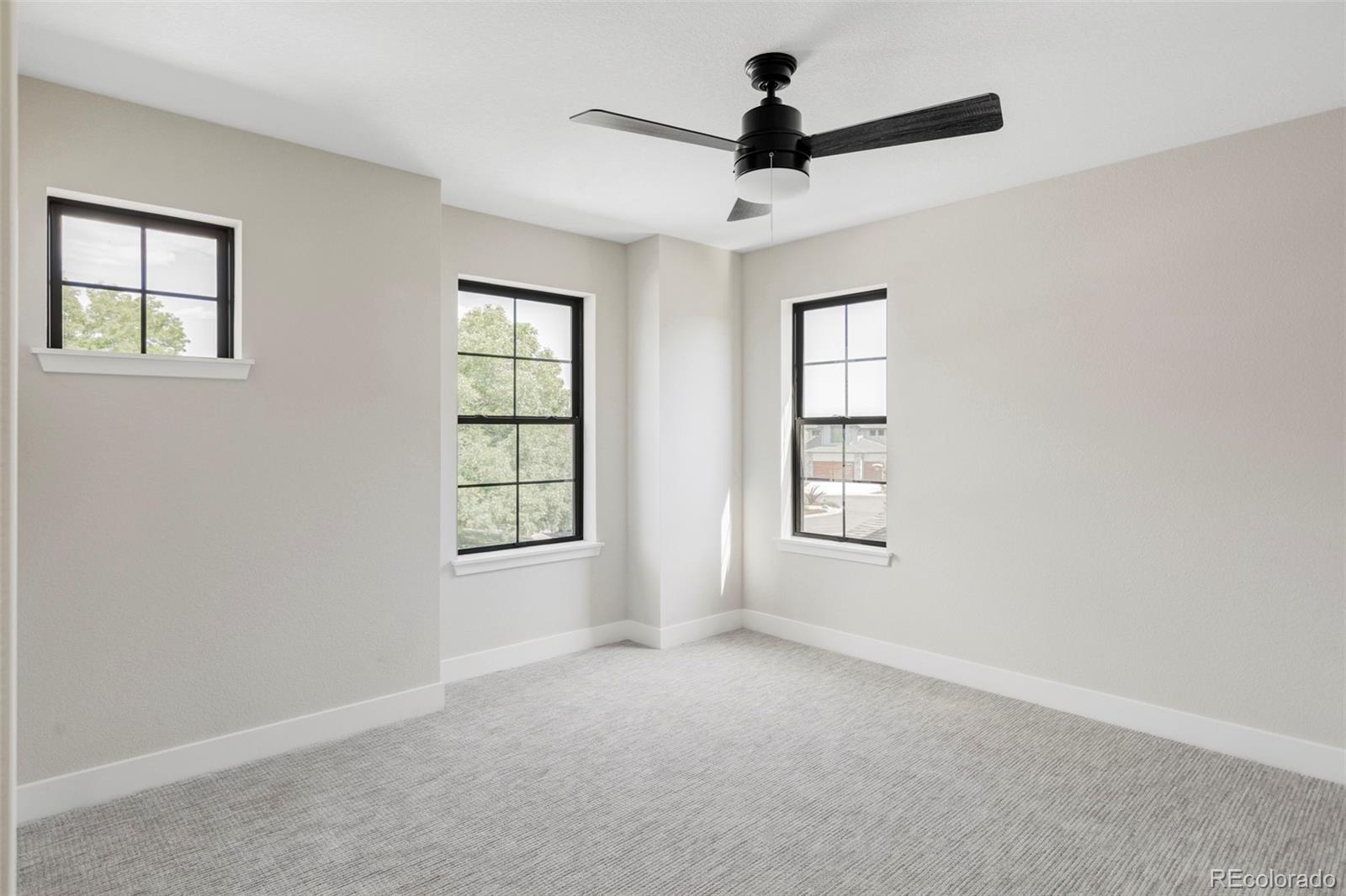 816 Spyglass Circle
