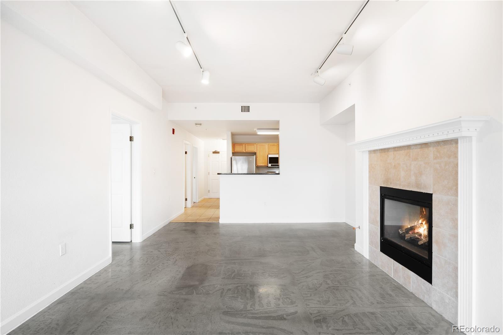 1780 N Washington Street Unit: 305