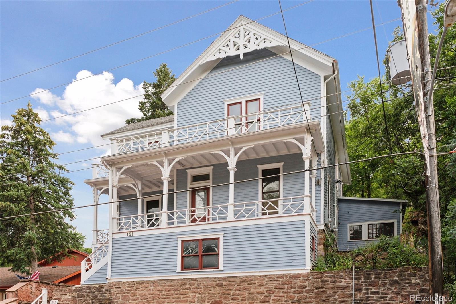 151 Ruxton Avenue