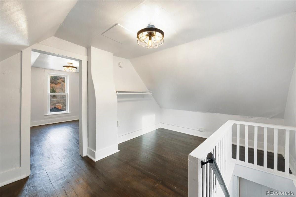 125 Ruxton Avenue