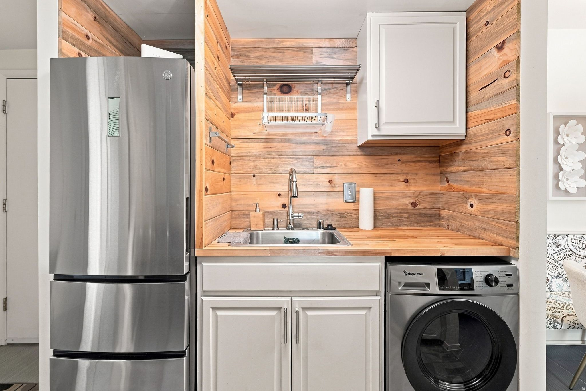 87 W 300 NORTH #307