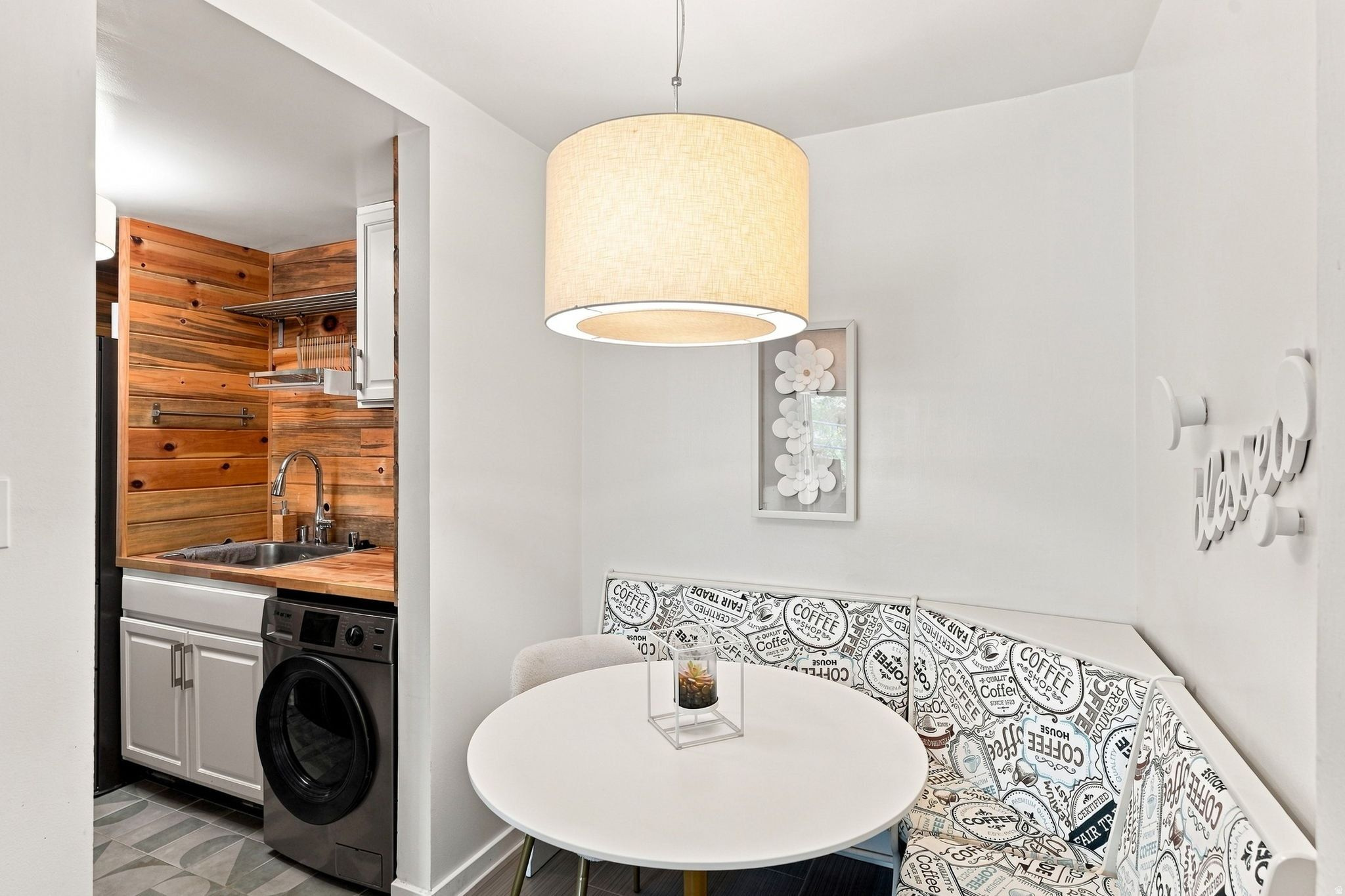 87 W 300 NORTH #307