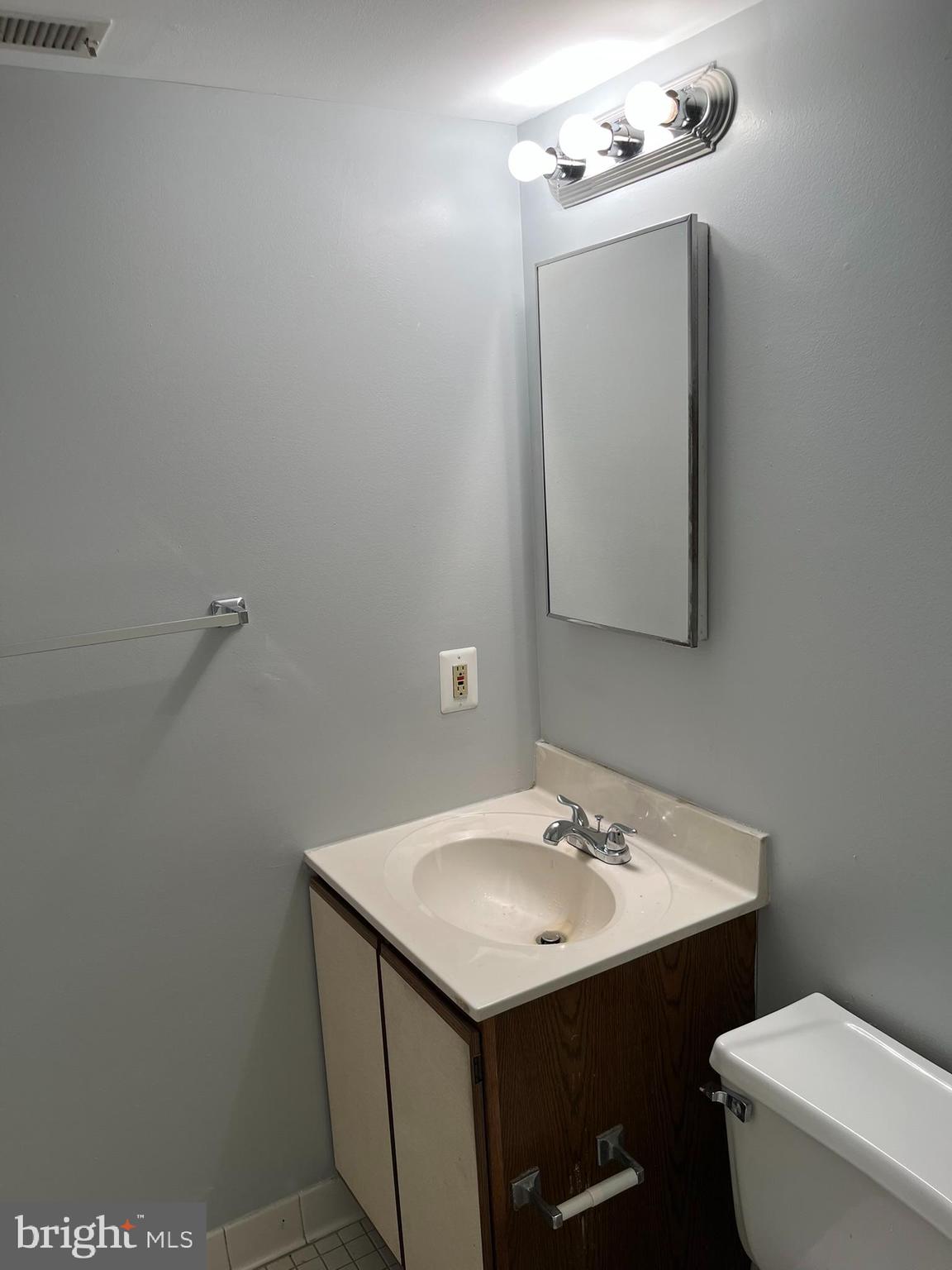 1317 W FAYETTE STREET 3B