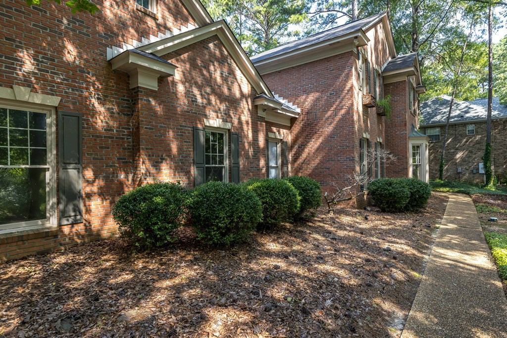 767 River Oaks Court