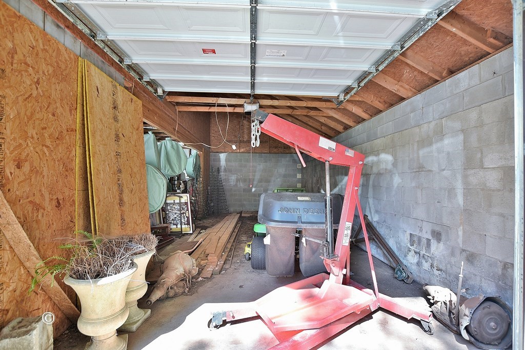 1237 Smith Road